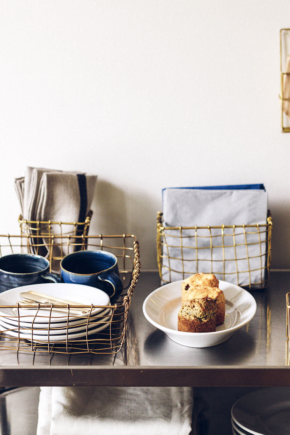 IRON WIRE BASKET SQUARE (M)