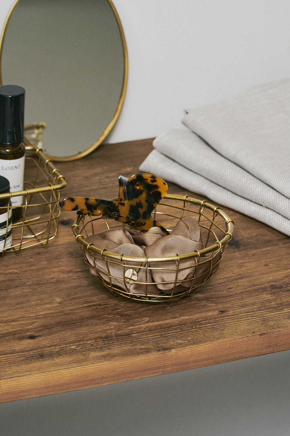 fog linen work - IRON WIRE BASKET ROUND SHALLOW (SS)