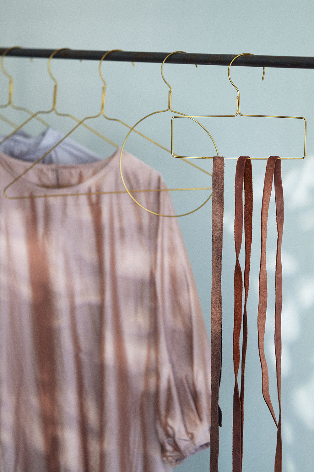 fog linen work - SHIRT HANGER