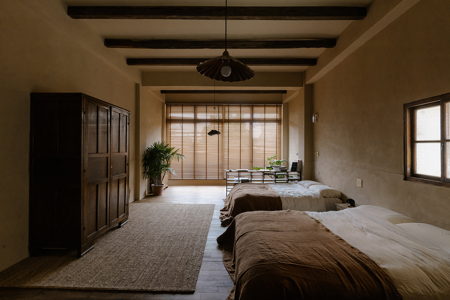 在広間裡｜恣意自定每種狀態  In the Hiroma - the space belongs to every state of being