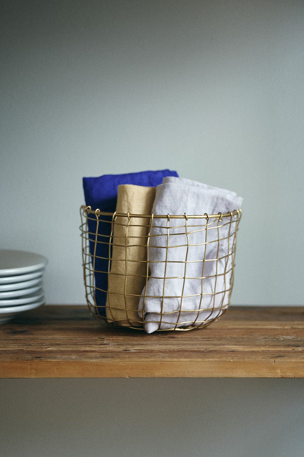 IRON WIRE BASKET ROUND (S)